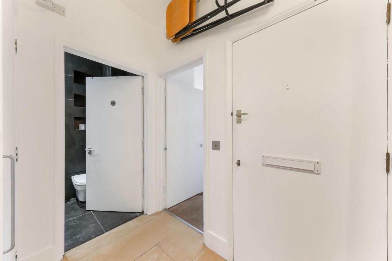 Stylish Soho One Bedroom Apartamento